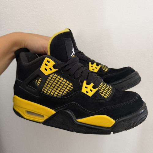 Air Jordan 4 Lighting sneakers size 36