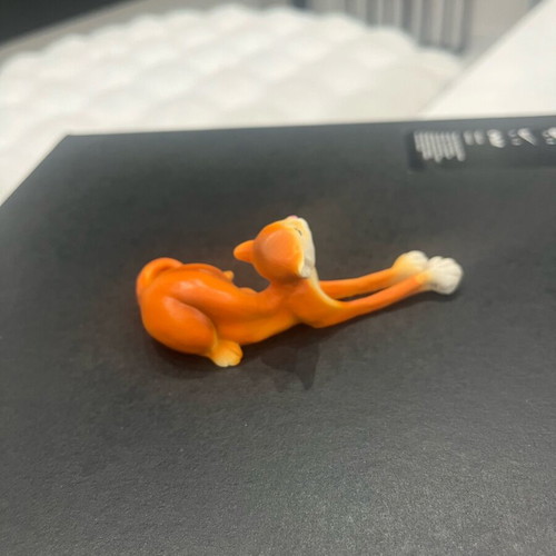 Cat miniature like new, handmade, beautiful