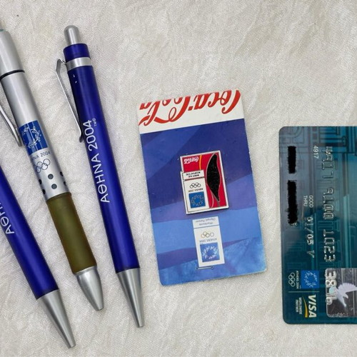 Athens 2004 collectibles like new, 3 pens, 1 pin, card