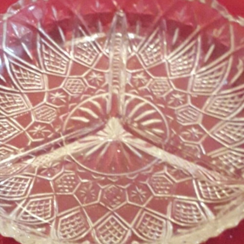 Crystal nut bowl carved, new, diameter 0.22 cm