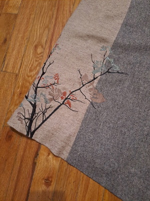 Asymmetrical skirt St.Martins like new, side buttons, embroidery