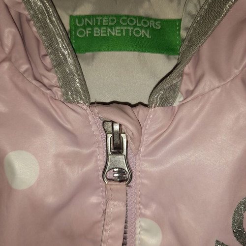 Benetton fall jacket like new for 3-4 years old