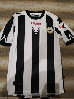 Εμφάνιση Udinese μέγεθος medium σαν καινούργιο