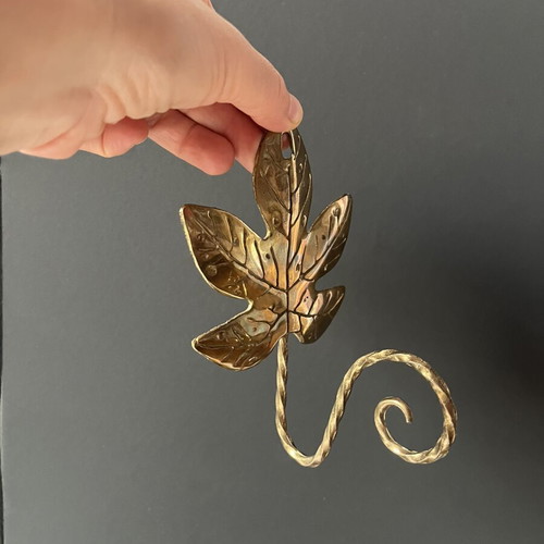 Vintage Brass Curtain Tieback and Wall Hook Leaf Design like new