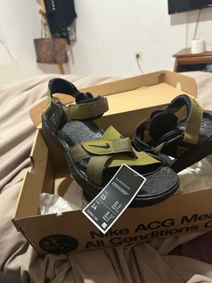 Nike παπούτσι ανδρικό αθλητικό καινούργιο, μέγεθος 46, μαύρο και πράσινο
