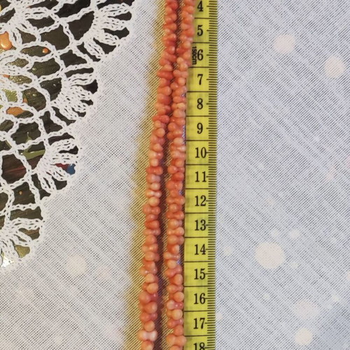 Coral necklace choker style, like new, 40 cm length, orange