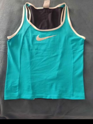 Nike sports tops like new, sizes M and L, white and blue