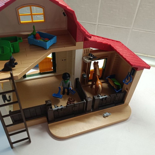 Playmobil Country Pony Club 6927 farm stable with animals used