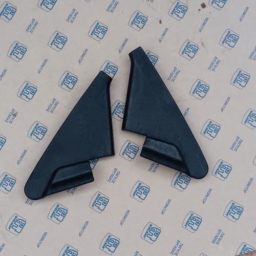 Suzuki Swift 92 electric mirrors used, black plastic