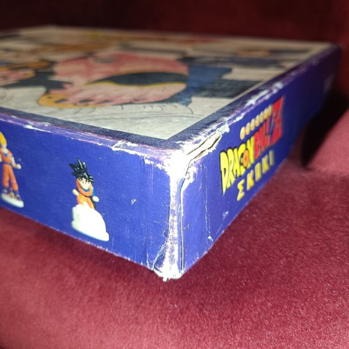 DeAgostini Dragon Ball Z chess set