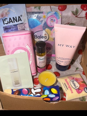 My Way Beauty Gift Set new with body cream and skincare samples