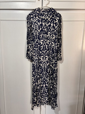 Zara women's midi dress like new, blue and white