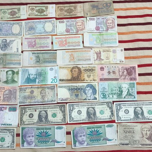 Used banknotes from various countries