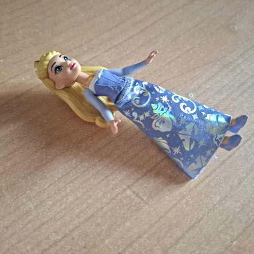 Sleeping Beauty doll mini size like new