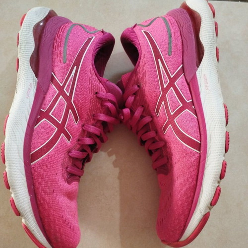 Αθλητικά Παπούτσια Asics Gel Nimbus 24 Νούμερο 39 Σε Άριστη Κατάσταση