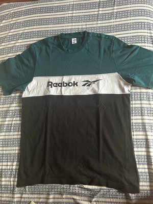 Reebok T-shirt μεταχειρισμένο, μέγεθος M, μαύρο