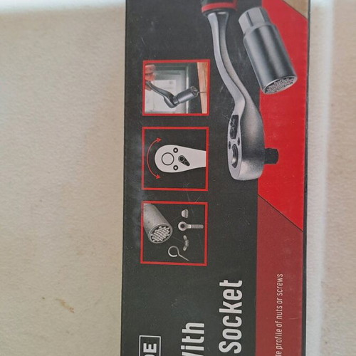 Universal Ratchet with Socket new