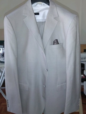 Guy La Roche suit new, size XXL
