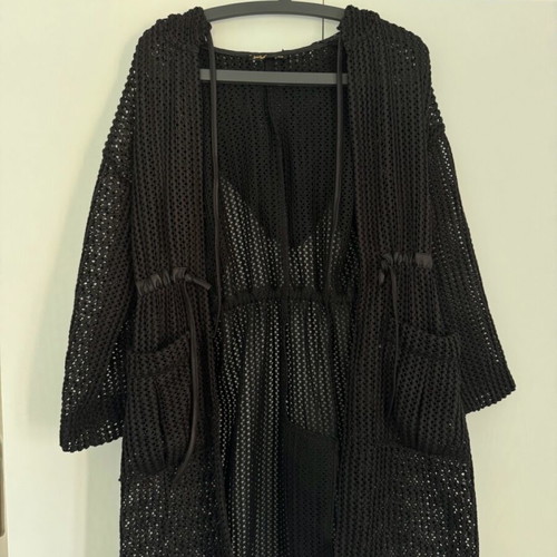 JusTop knitted black cardigan like new, size L