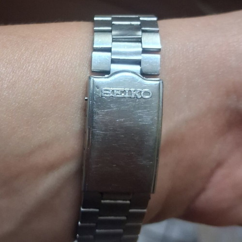 Seiko 5 Automatic vintage wristwatch like new, February 1984 model