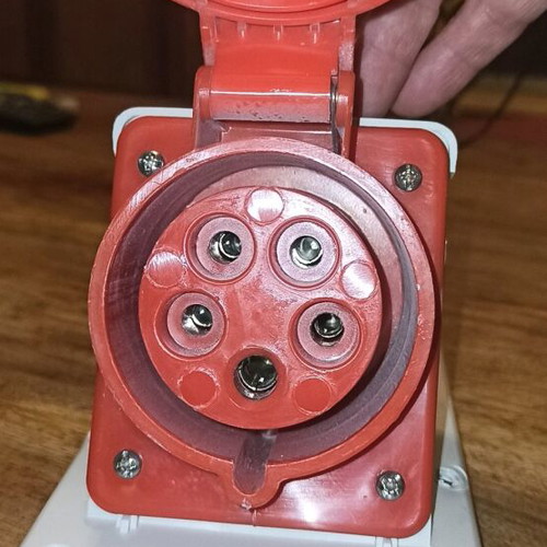 Comando Socket Gewiss industrial socket used 3P+N+E wall-mounted
