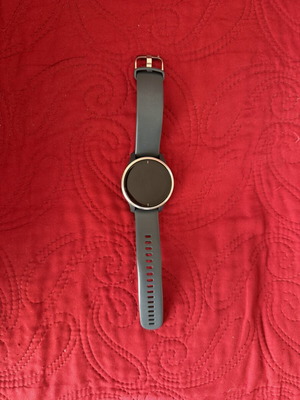 Garmin Venu 43mm smartwatch σαν καινούργιο, από ανοξείδωτο ατσάλι