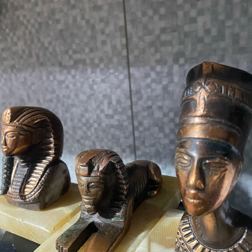 Egyptian decorative set like new, 3 pieces with stone bases