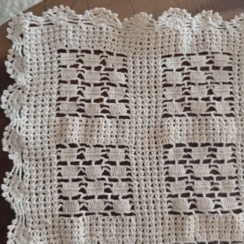 Vintage Handmade Crochet Table Linen Set of 3, Like New