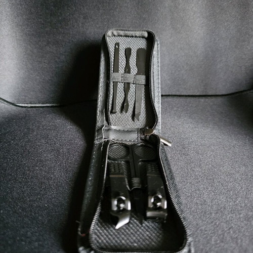 Manicure Pedicure Set 6 Pieces Black with Carrying Case new
