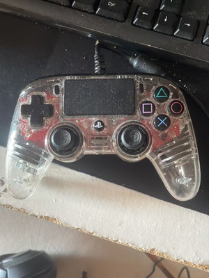 Sony PS4 Nacon wired controller used with slight left stick drift