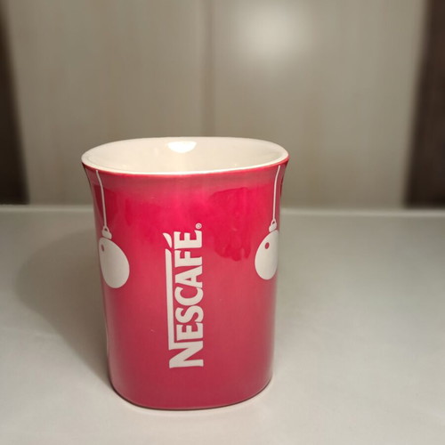 Nescafe Christmas cup rare, like new