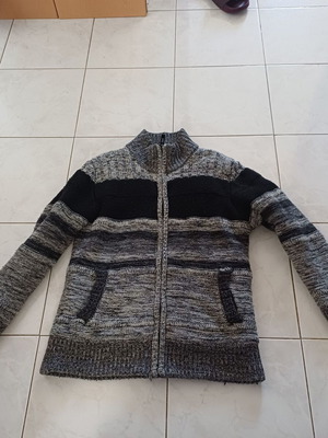 Knitted cardigan used, size M, black and grey