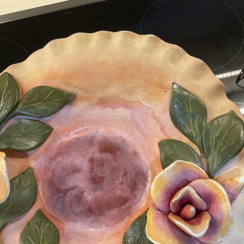 Handmade ceramic platter 33 cm, like new, hand-painted roses