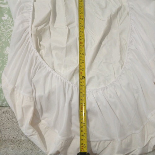 Fitted sheet used, waterproof, 110cm x 60 for baby bed