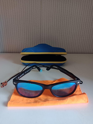 Tipi diversi children's sunglasses like new