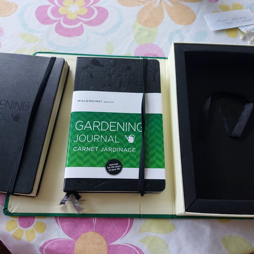 Moleskine box with two gardening journals new product
