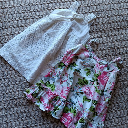 Summer clothes pack for 2-year-old girl like new