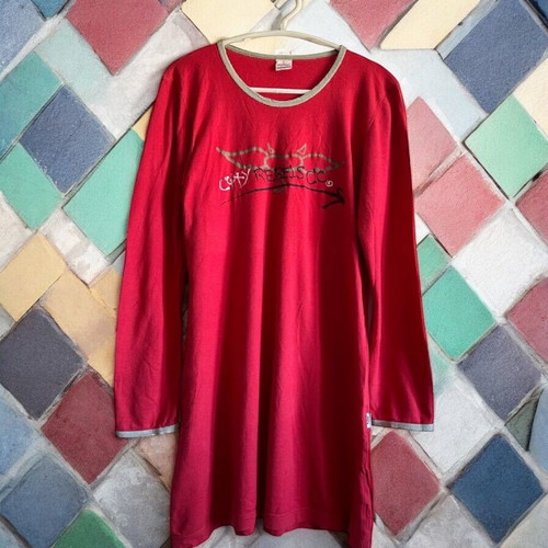 Triumph nightdress like new, red, size Small