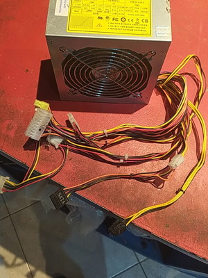 Τροφοδοτικό υπολογιστή 450W μεταχειρισμένο, δοκιμασμένο με πολλαπλές συνδέσεις