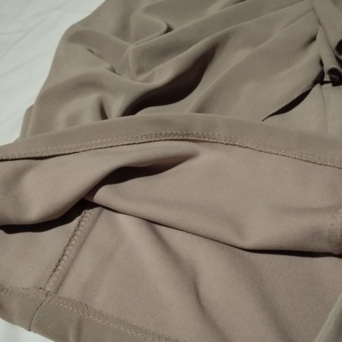 Dress beige sleeveless elastic like new, size M