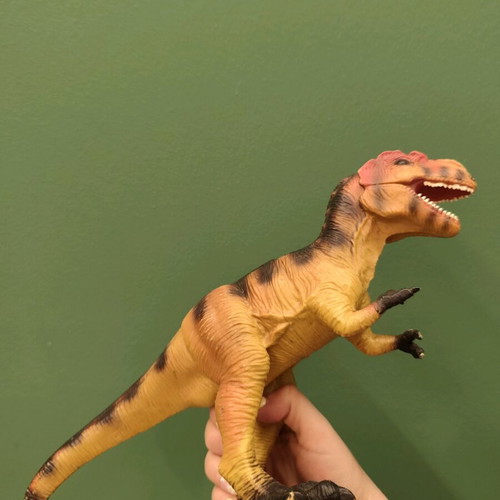 Dinosaur like new, size 42 cm