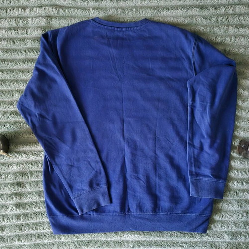 Champion sweatshirt without hood like new, size XL, blue