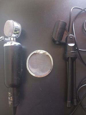 Trust Madell Desk Microphone 3.5mm like new, desktop