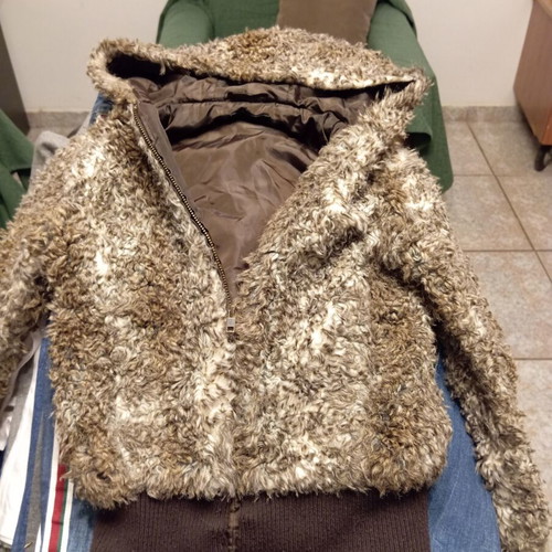 Girls' clothes used