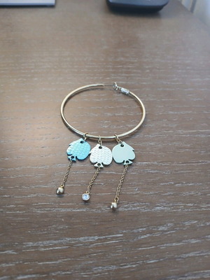 Swarovski earrings hoop with three colored hanging crystals like new, gold
