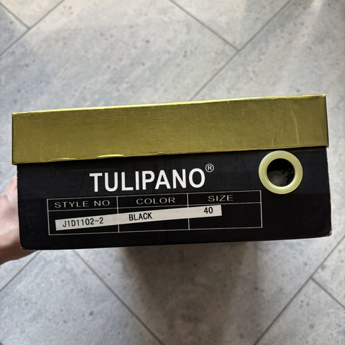 Tulipano black pumps size 40, slightly used