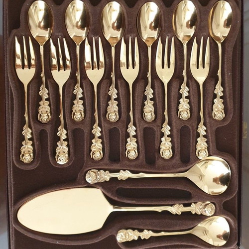 Amefa dessert set 15 pieces new, gold color