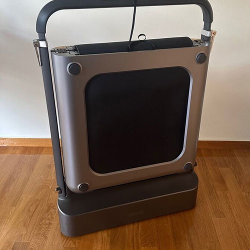KingSmith WalkingPad R1 Pro folding electric treadmill like new