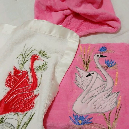 NEW ROBE SET + 2 TOWELS + TURBAN TOWEL FOR HAIR!