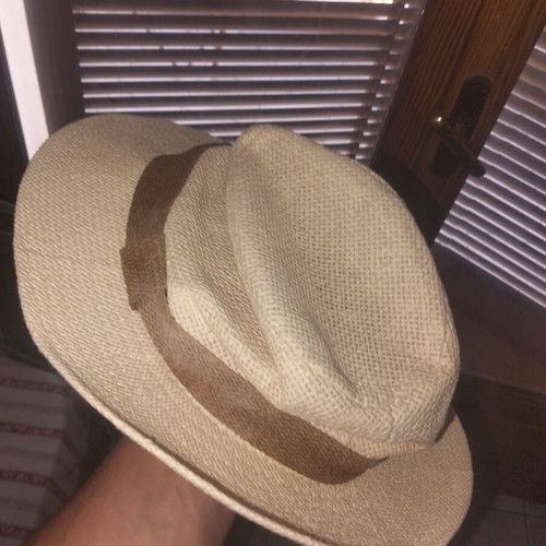Straw hat in like-new condition, beige and brown, size M